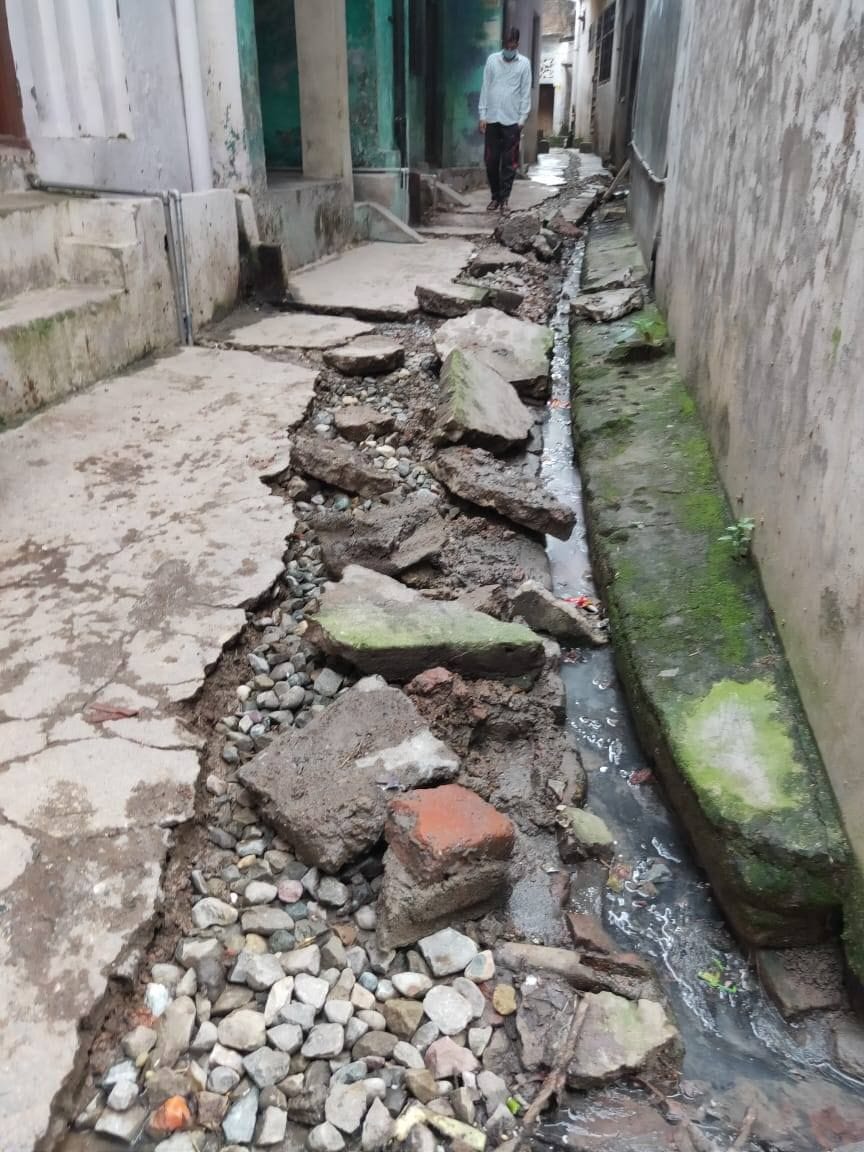 road in bad condition