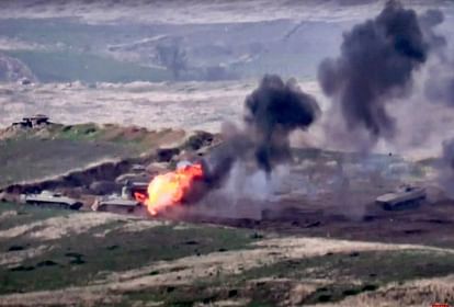 Azerbaijan Armenia War: Armenia Attack Near Disputed Nagorno-Karabakh Enclave News in Hindi