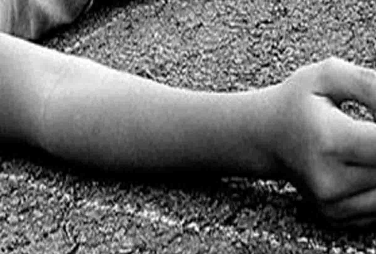 Drunken father strangled two sons