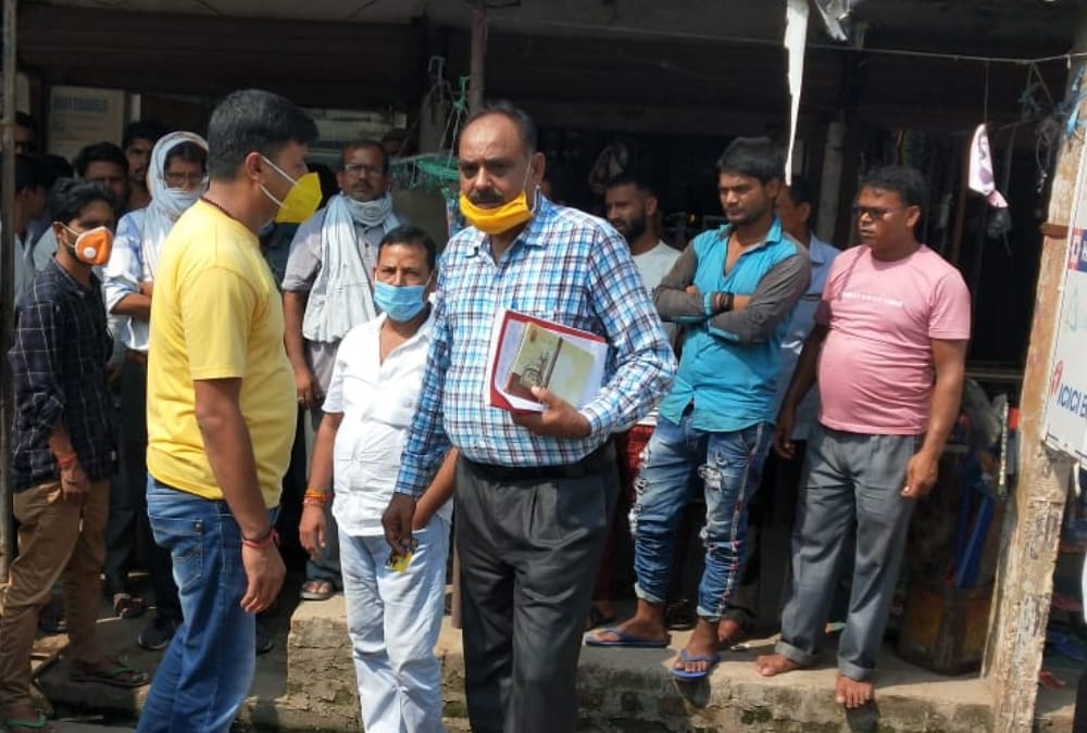 Railway crime branch team raided in raebareli.