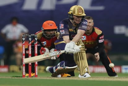 IPL 2020 Dines karthik hands over kkr captaincy to eoin morgan
