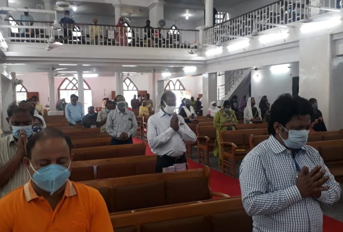 Gorakhpur Churches open after 190 days due to corona impact