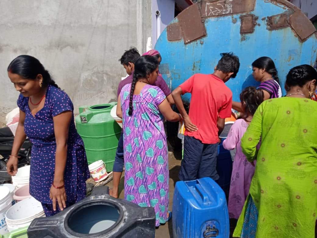 Population of 50 thousand wants drinking water, four tube wells burn people for water