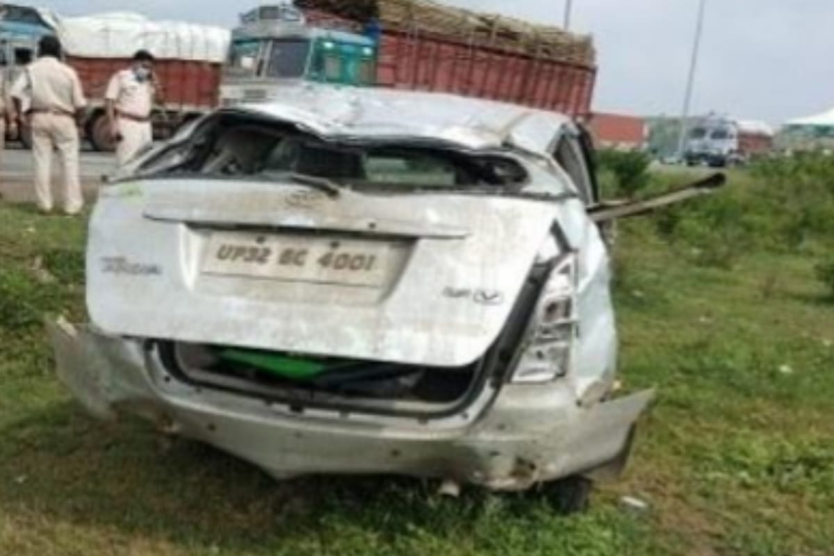 Police vehicle overturned in Guna, death of gangster, constable and constable were bringing Lucknow