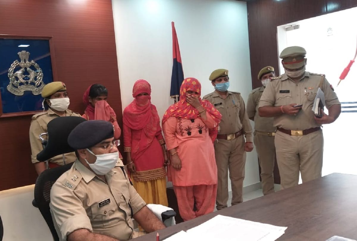 Three sisters formed robbery gang, child also used to keep with see photos