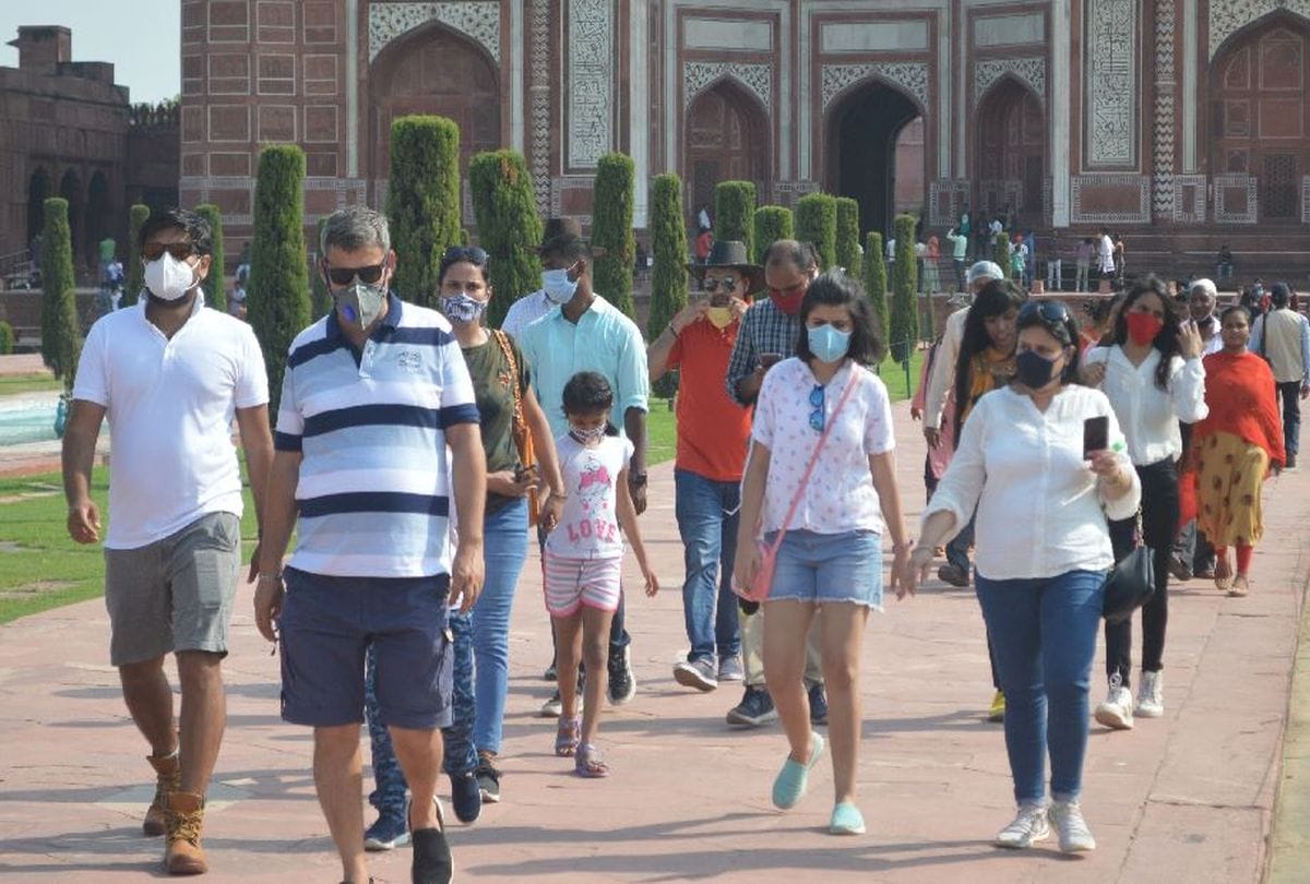 World Tourism Day 2020: Tourist Welcomes In Agra