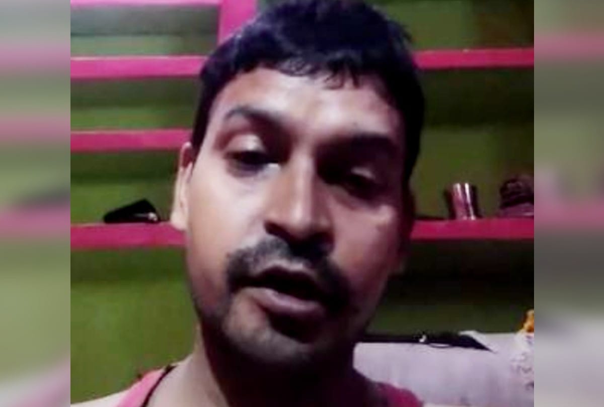 Husband and wife ate poison with children due to harassed by usurer in agra
