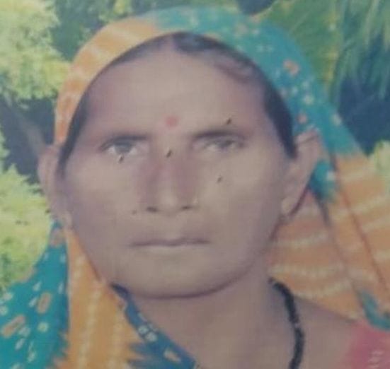women died from snake bite