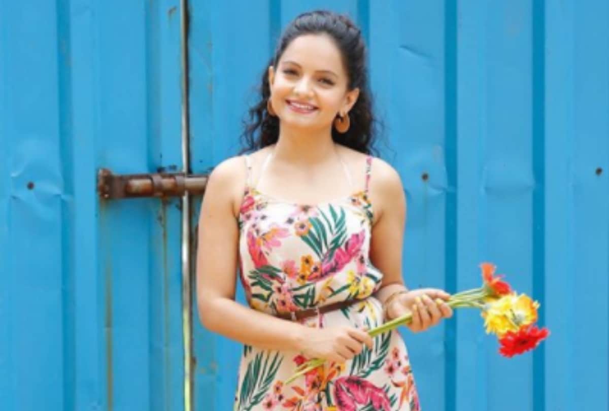 Bigg Boss 14 Premiere Rubina Dilaik And Abhinav Shukla share stage with salman khan