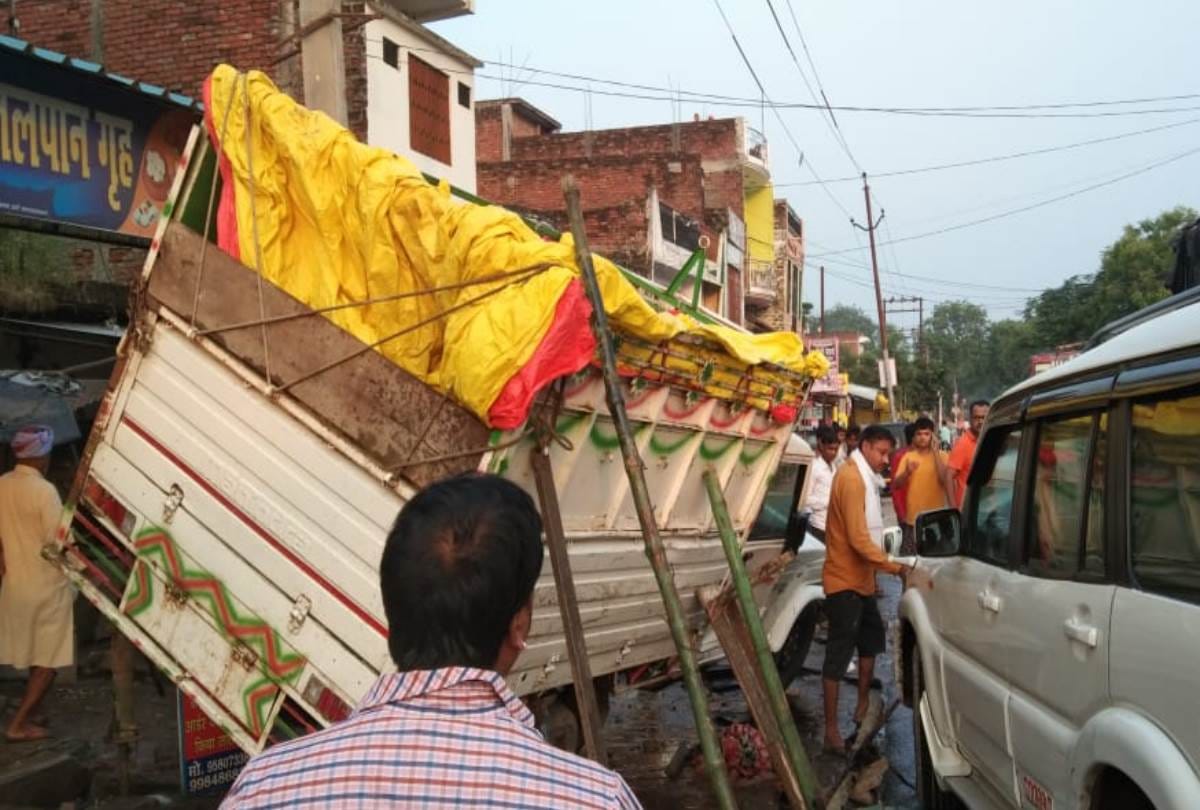 a man died in an accident in sultanpur
