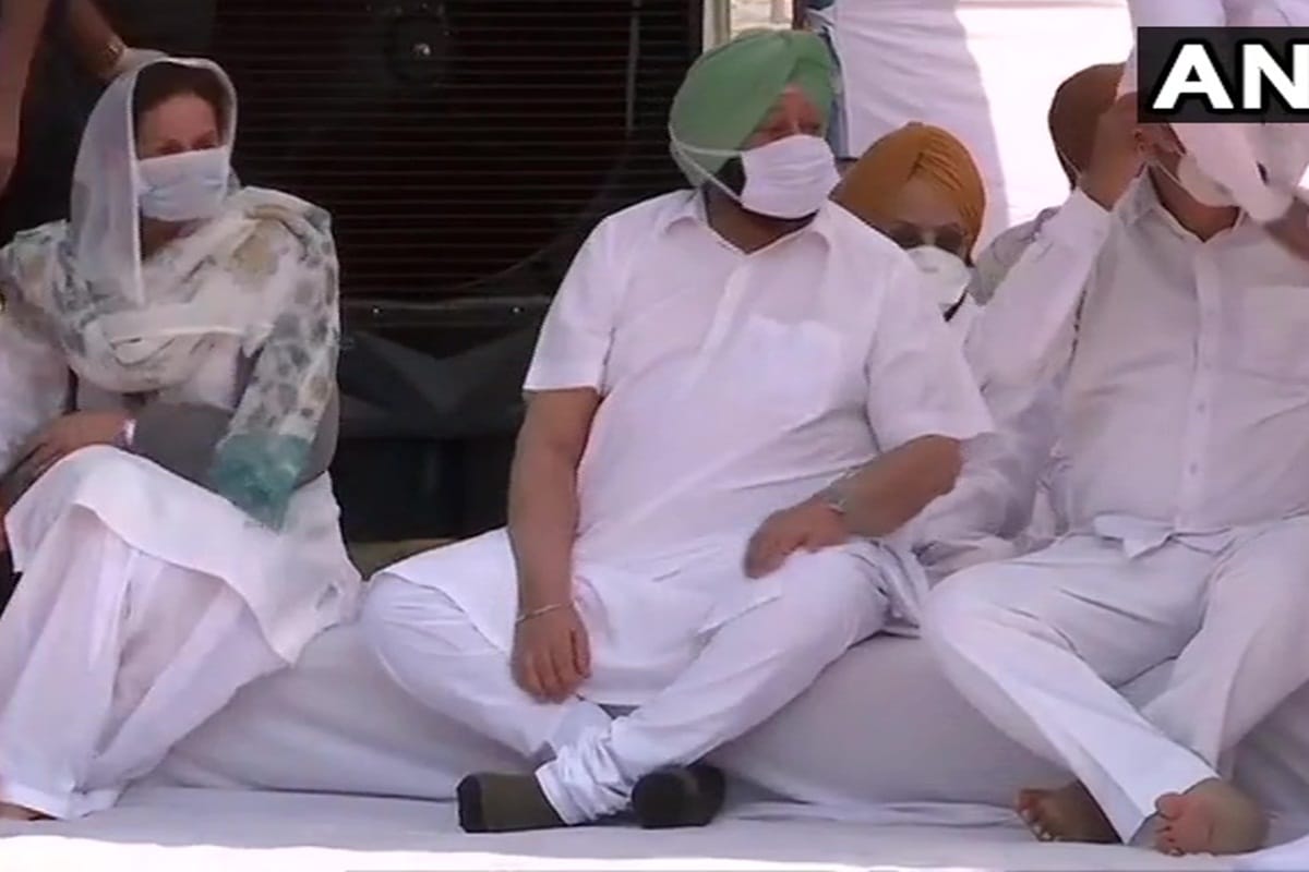 Punjab Congress Crisis Four months before the election Amarinder Singh Resigns