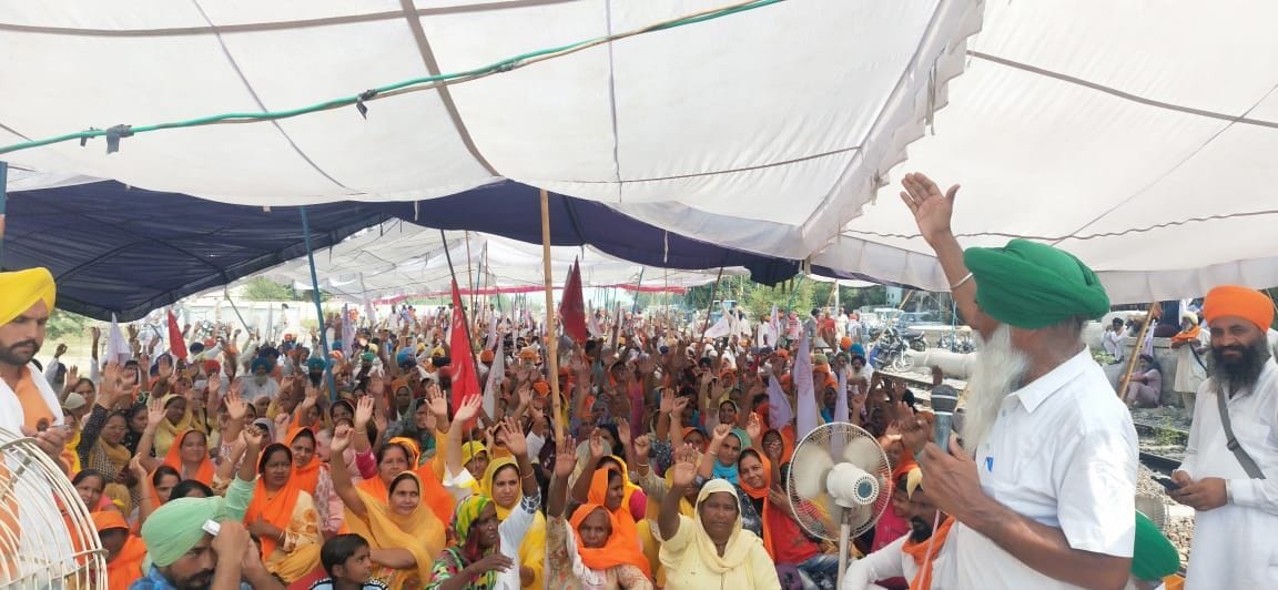 Protest of farmer woman in Firozpur