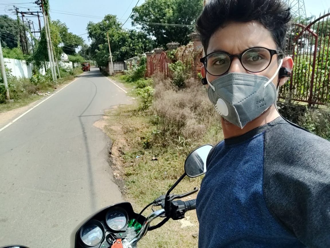 Selfie campain road damage