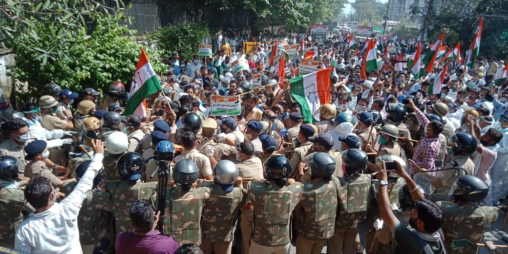 kisan bill : Congress protest rally traveled to dehradun  Raj Bhavan today