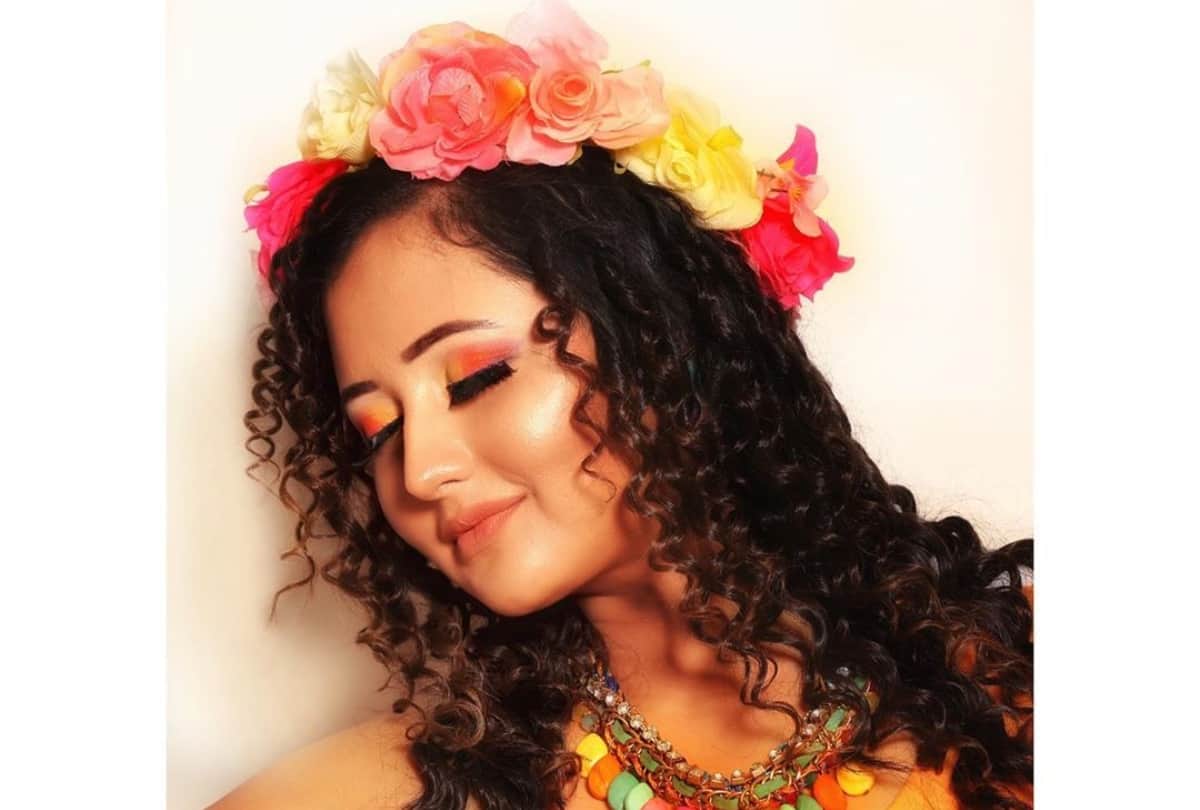 rashmi desai bigg boss 13 contestants photos hot disney princess look