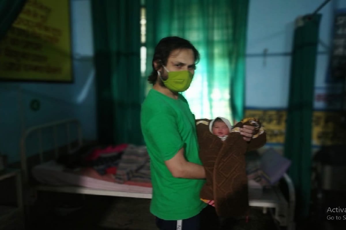 Girl born, happiness in homes