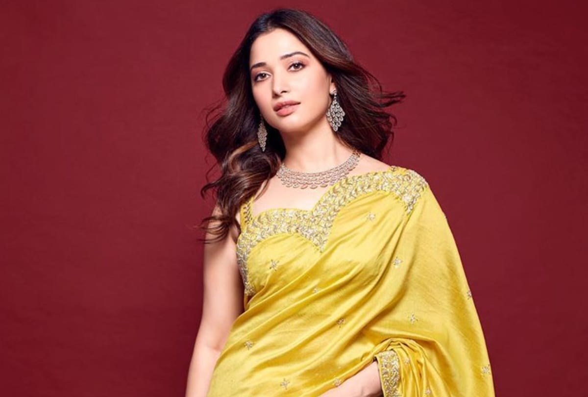 tamannaah bhatia photos saree look yellow saree for virtual inauguration