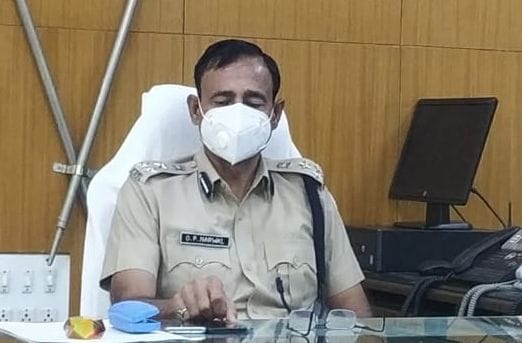Asked for 40 thousand rupees by creating fake Facebook account in the name of DIG