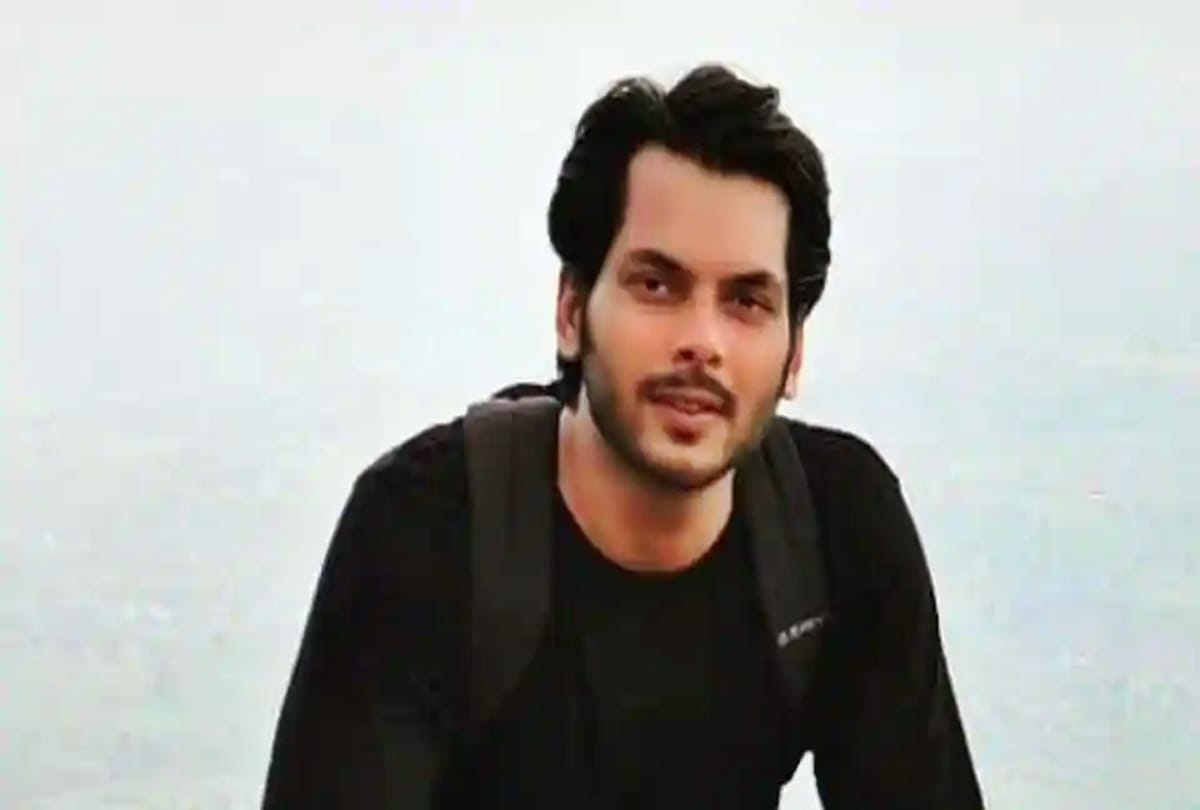 Mumbai Police registers FIR In Akshat Utkarsh death case