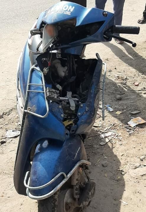 scooty rider died in accident