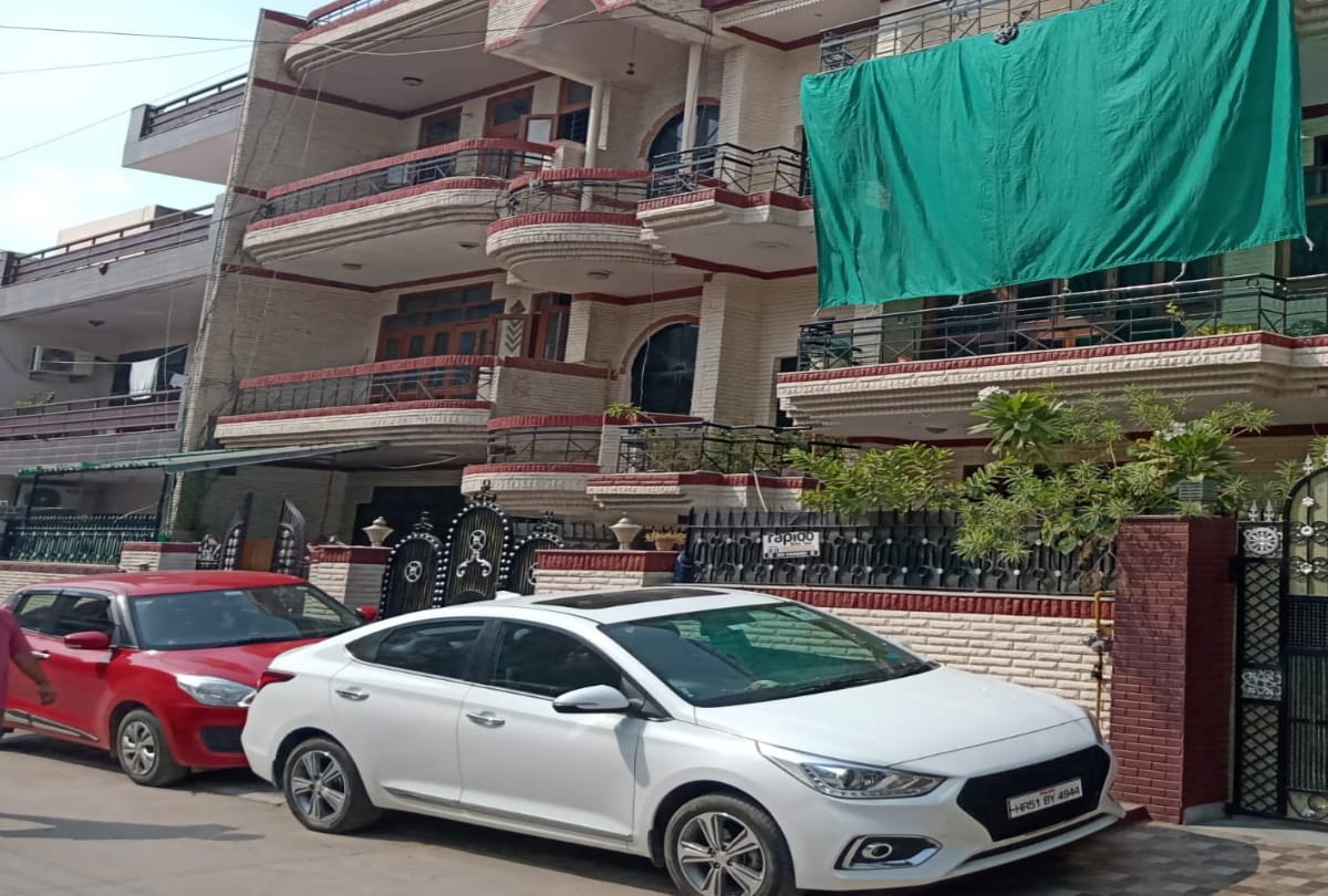 faridabad model and gym operator arrested for giving statement against maharshtra govt in sushant singh death case by mumbai crime branch from home