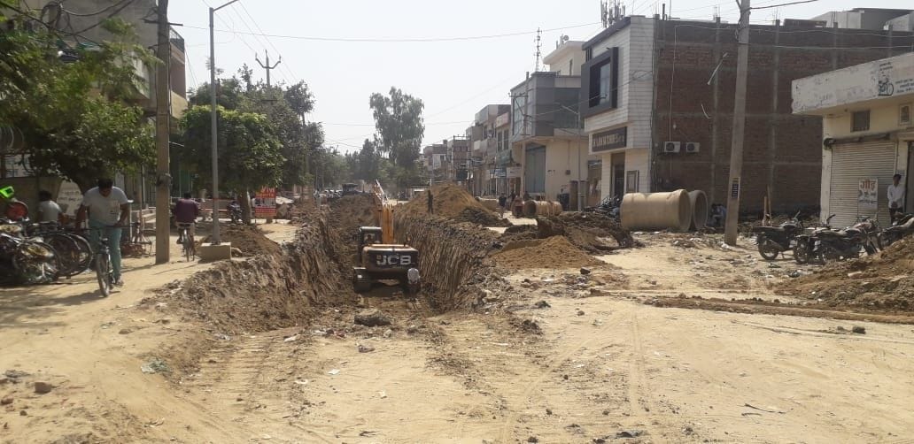 People of Rohtak Road will get relief after one year