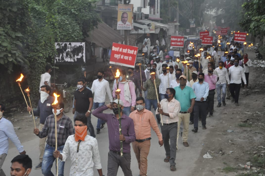 Torch procession taken out against privatization