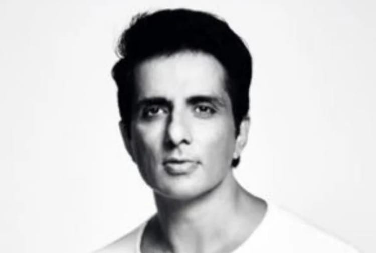 Sonu Sood receives SDG Special Humanitarian Action Award by UNDP