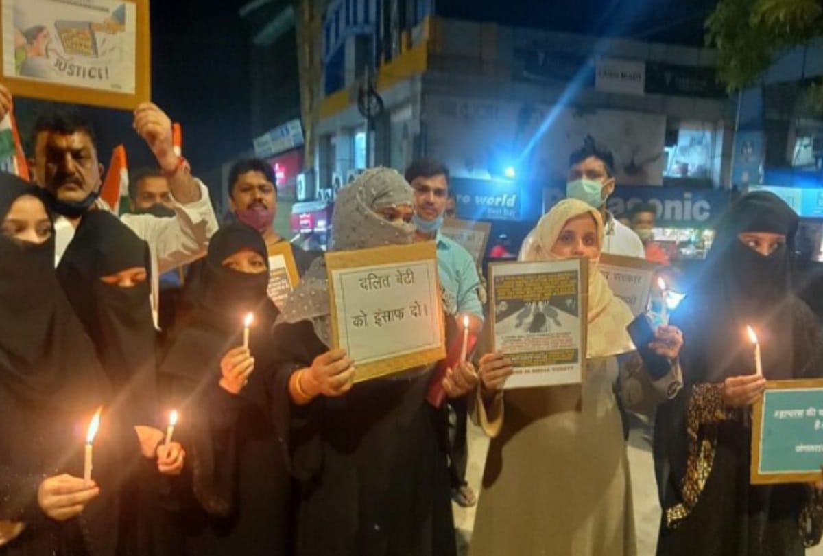 congress worker candle march