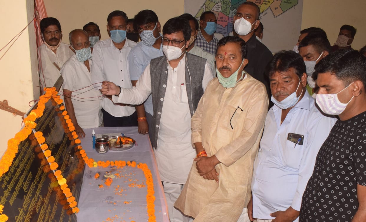 work of 2.75 carore in hardoi