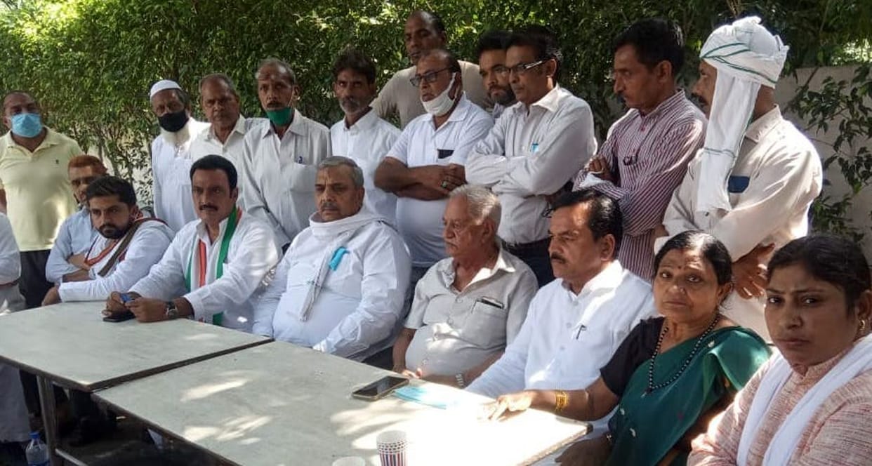 Daughters are not safe in BJP government: Malik