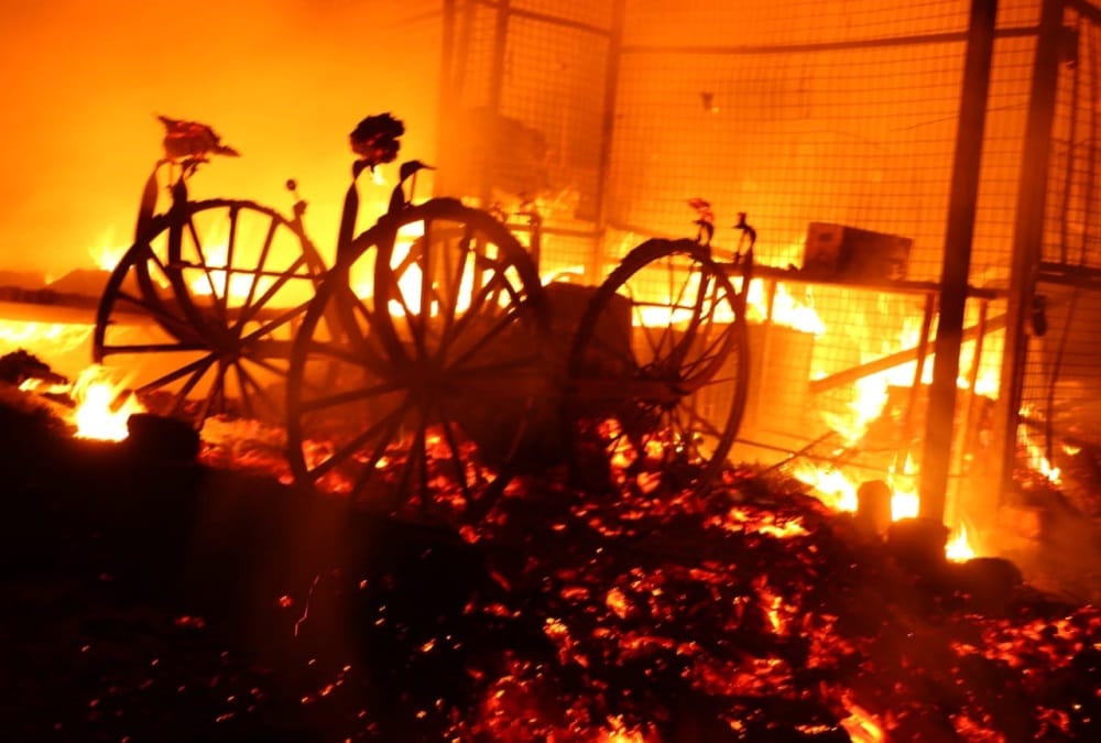 Uttarakhand Kashipur Fire Tragedy: cylinder blast and Fire Broke Out in old vegetable market , Youth Scorched, Photos