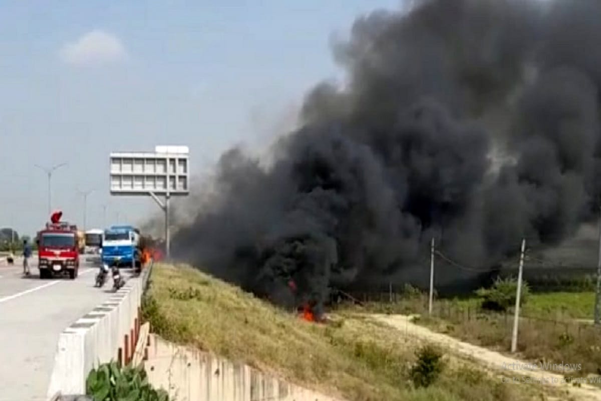 Baghpat News: See the photos of the accident on the Eastern Peripheral Expressway