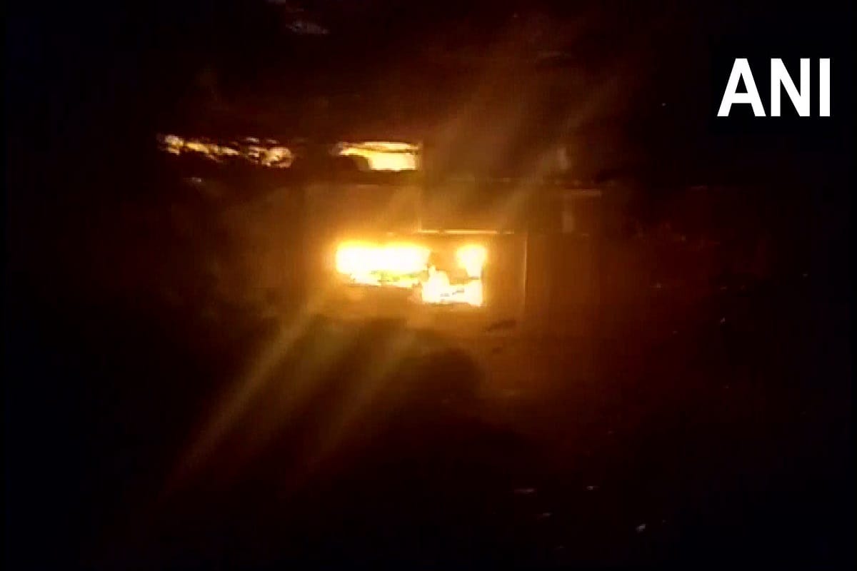 Maharashtra Fire News: A fire has broken out at the office of a company in Thane West