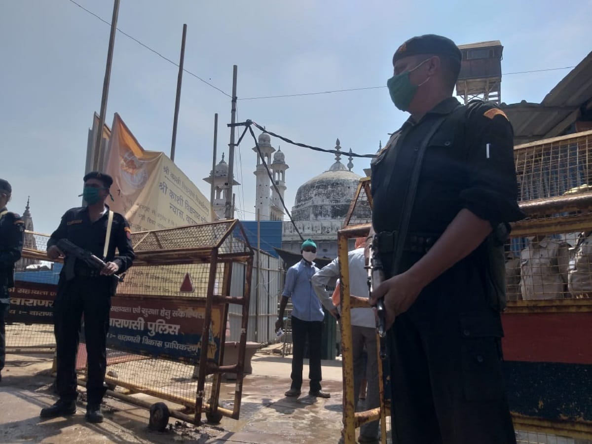 Kashi vishwanath gyanvapi case: Hearing on petition of Central Sunni Waqf Board and Anjuman Inazaniya adjourned