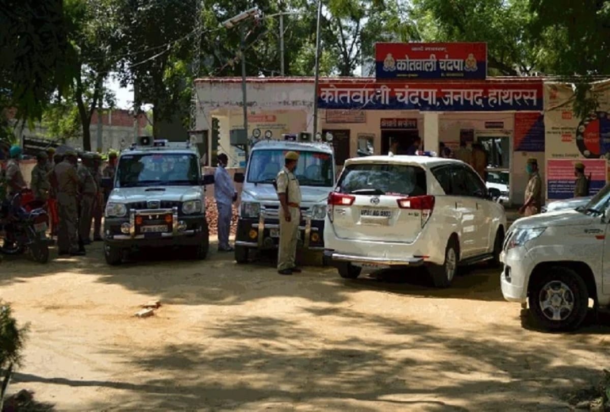 92 top former officials wrote letter to Yogi Adityanath on Hathras incident, said- Satyamev Jayate