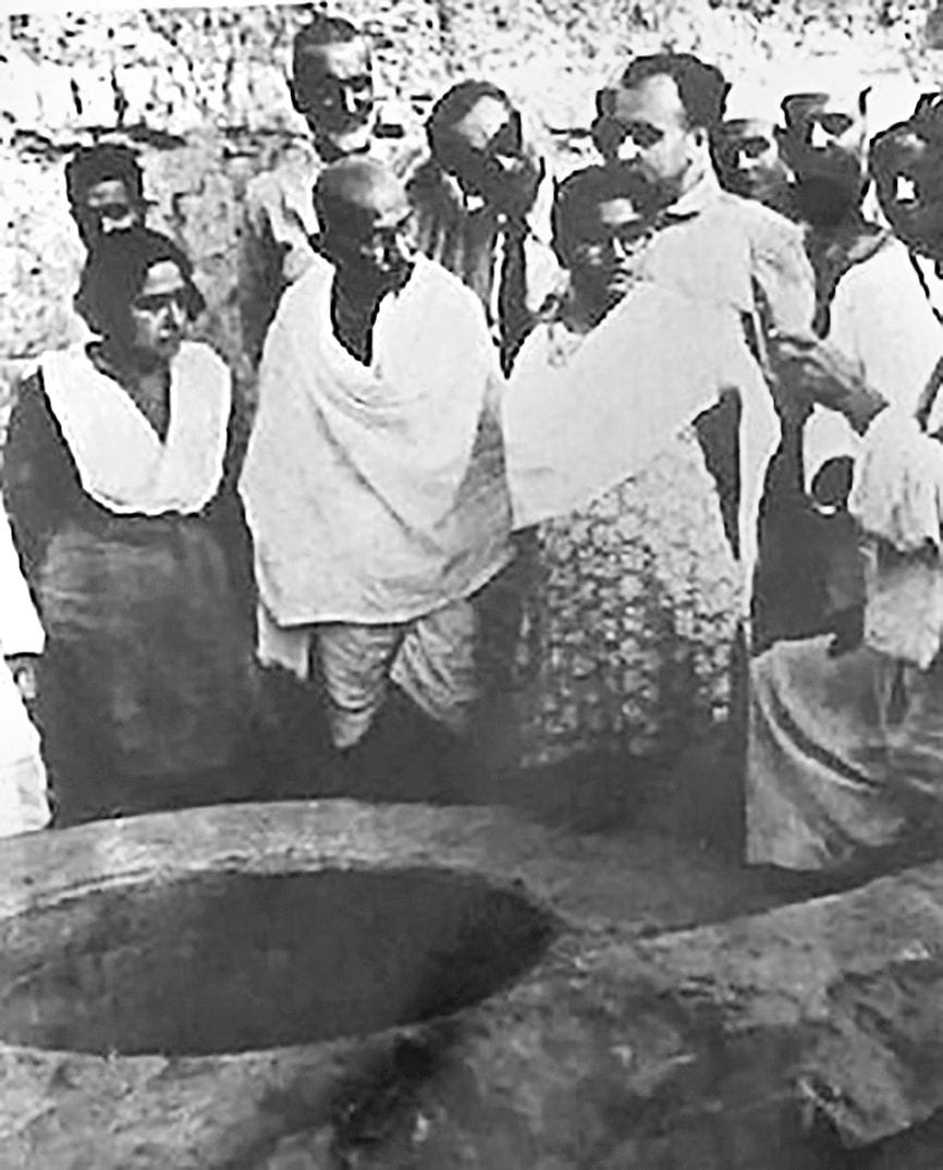 Mahatma Gandhi urged people to stay in Ghasera
