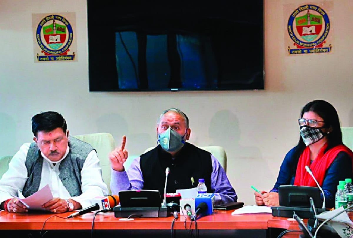 Corporations opened a front against the government on demand of arrears