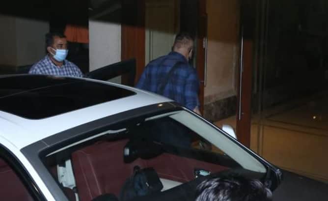 Sanjay Dutt back in Mumbai From Dubai After Spending Quality Time with Children And Wife