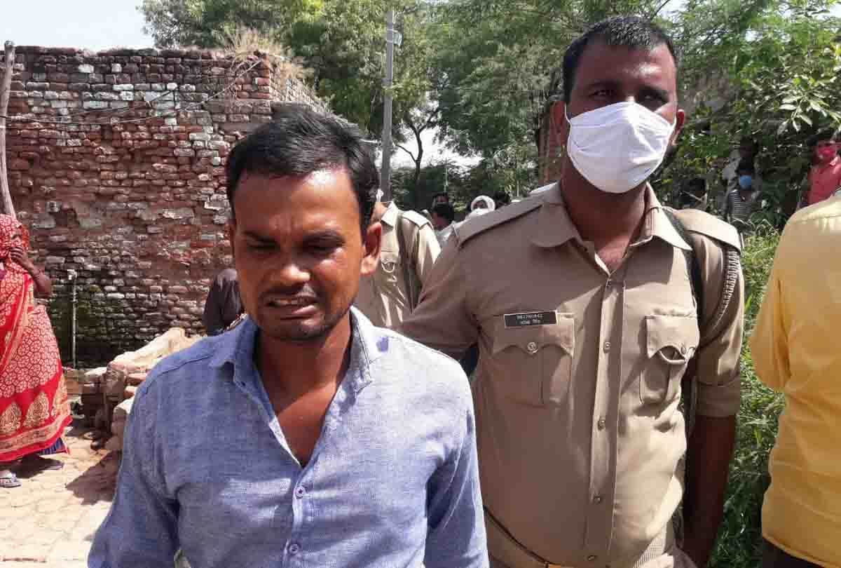 Dead body of mother and three girls found hanging in auraiya up