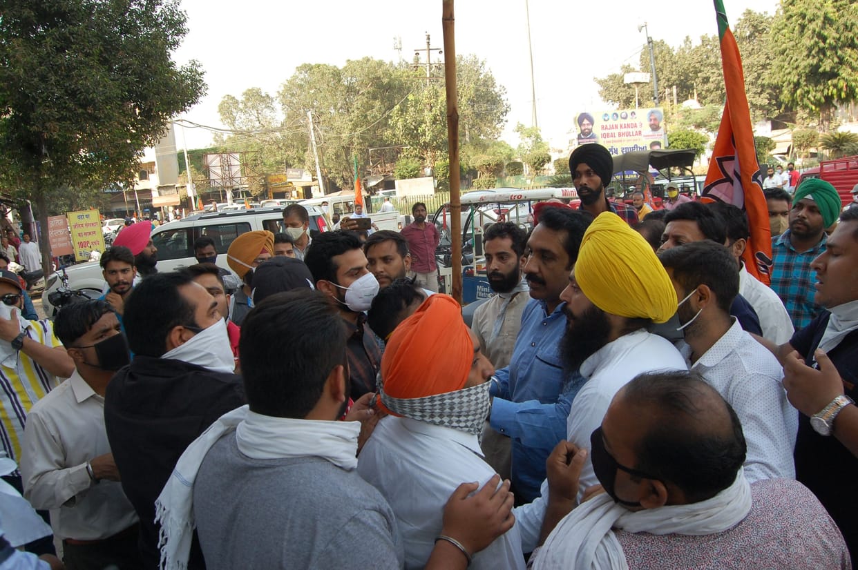 clash between BJP-youth Congress in Amritsar