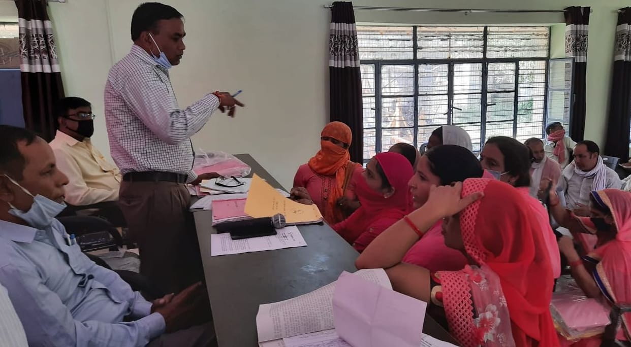 thepast payment is not done, now new work is given, the aanganbaadi workers  deny