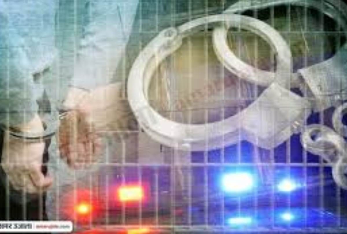 Report against Daroga and Diwan in taking bribe, both suspended