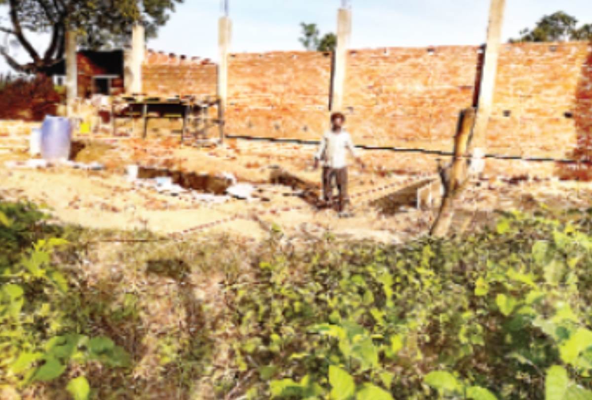 clash between two groups, an old man died in lucknow