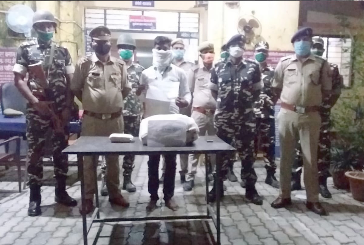 young man arrested with 25 kilos charas in india nepal border