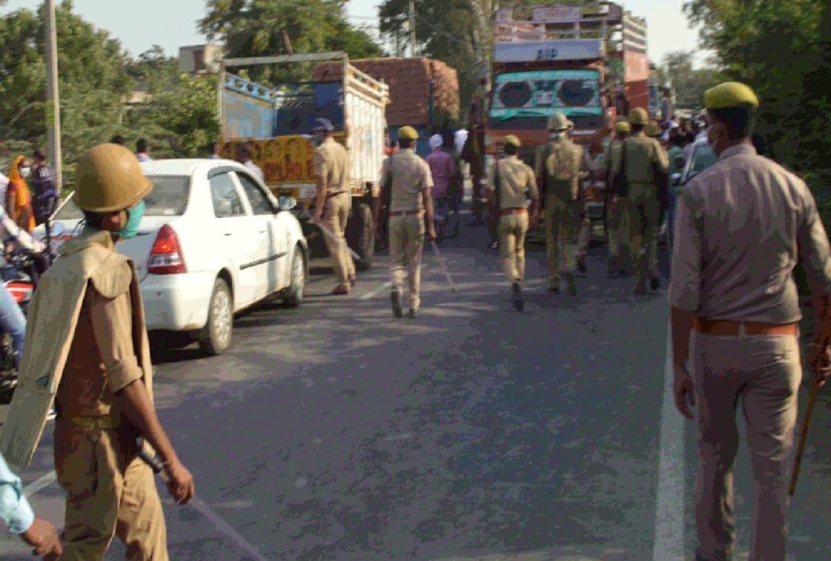 even nirbhaya advocate seema kushwaha could not go to Hathras victim village
