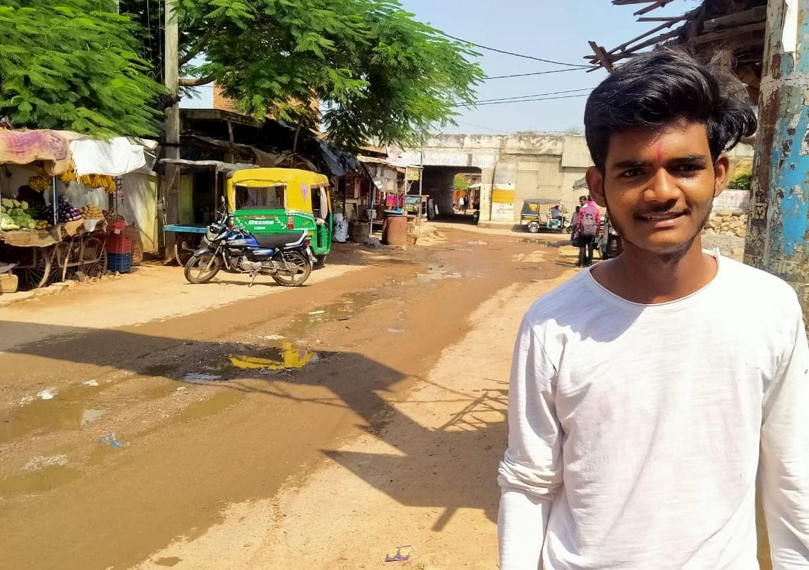 Selfie campain road damage