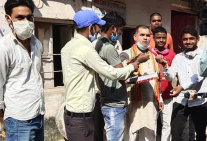 BJP and VHP workers swing as soon as CBI court verdict comes