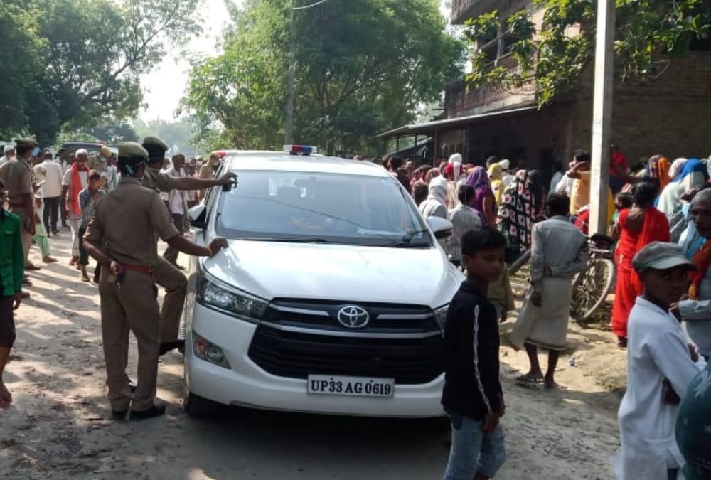 Robbers murdered mother and daughter in raebareli.