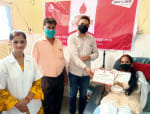जिला अस्पताल के ब्लड बैंक में अमर उजाला फाउंडेशन की तरफ से आयोजित स्वैच्छिक रक्तदान शिविर में रक?
